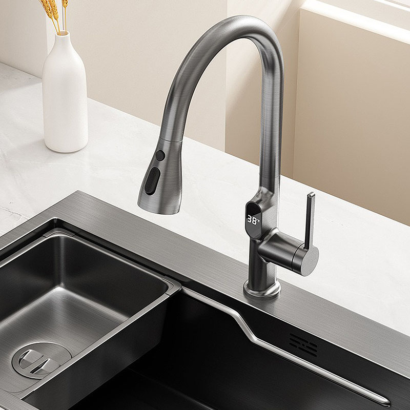 Touchless Kitchen Sink Faucet With Sprayer