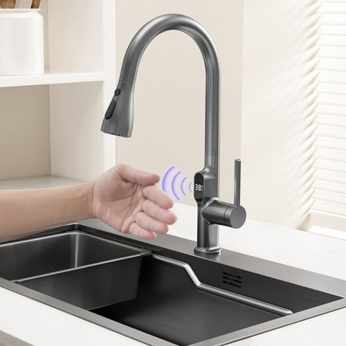 Touchless Kitchen Sink Faucet With Sprayer