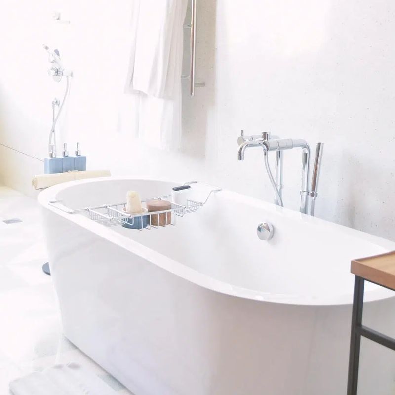 10 Small Bathroom Ideas With Bathtubs You Will Love