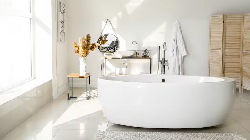 Ceramic Bathtub