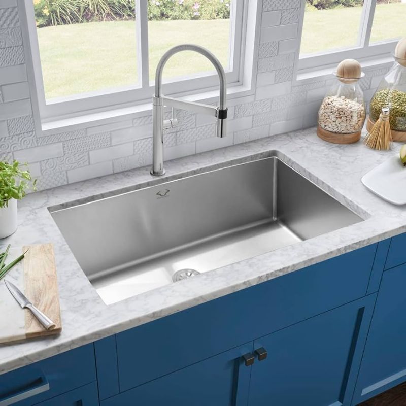 Guide to Choosing the Best Kitchen Sink Material