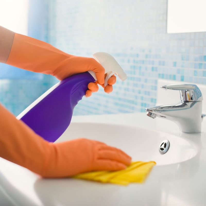 How to Clean a Bathroom Sink: Remove Stains & Keep it Sparkling