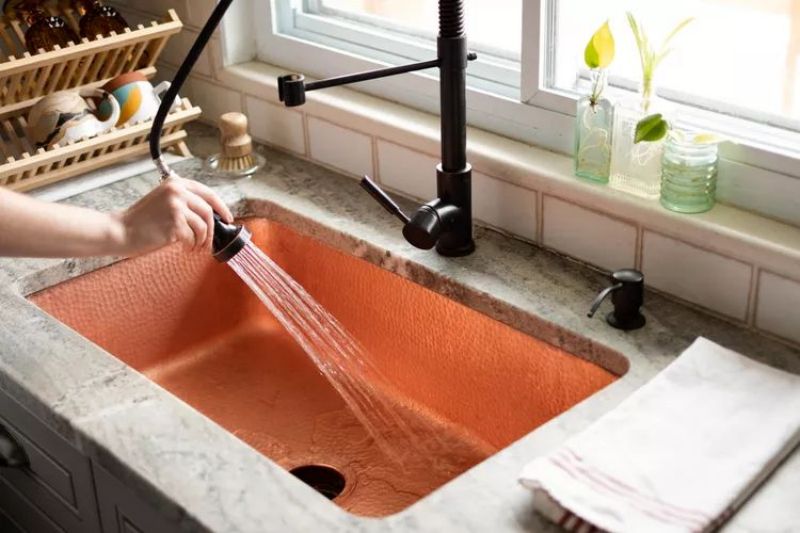 clean a copper sink