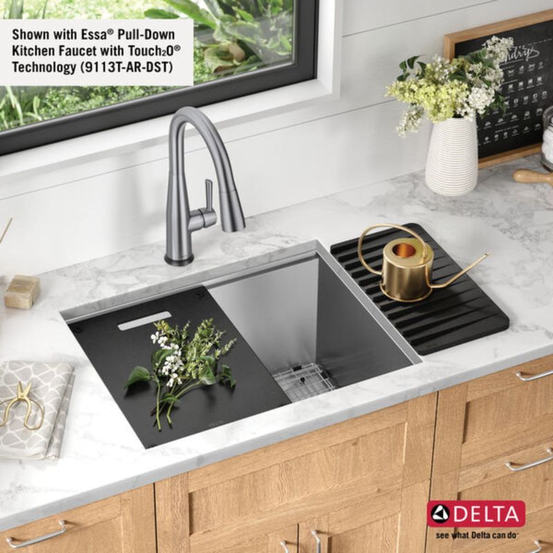 delta kitchen sinks