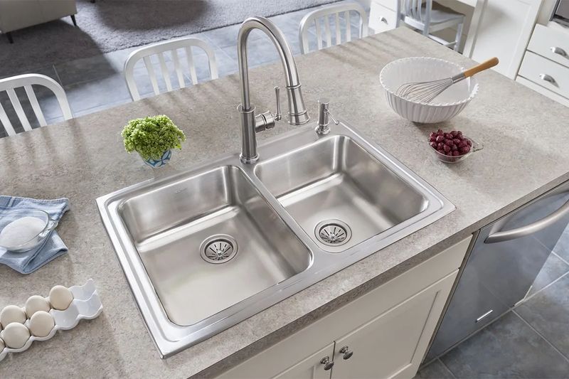 buying a kitchen sink guide